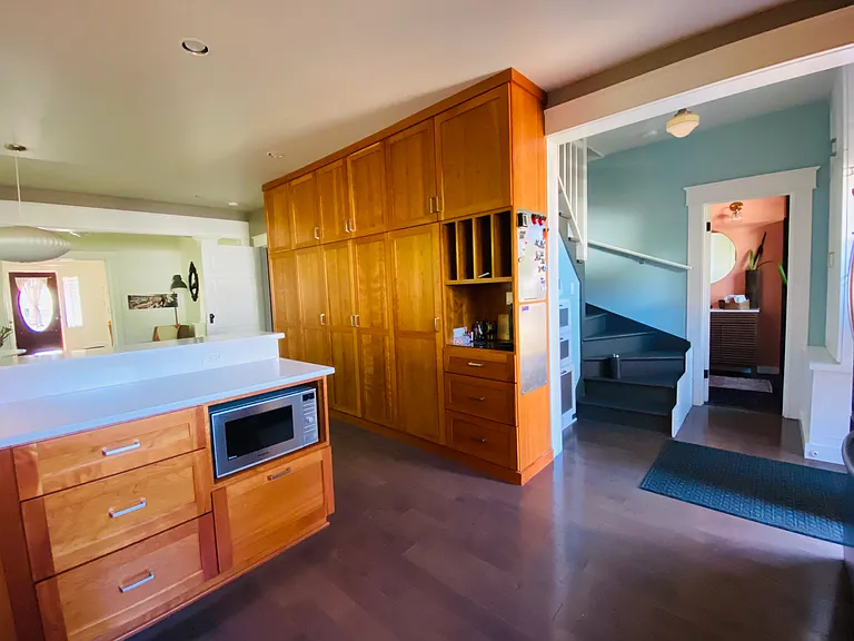 2739 NE Halsey St — Photo 15