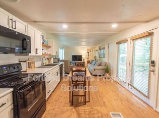 1739 Robinhood Rd APT D, Winston Salem, NC 27104