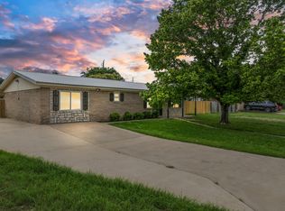 607 Nancy Ann St, Hamilton, TX 76531