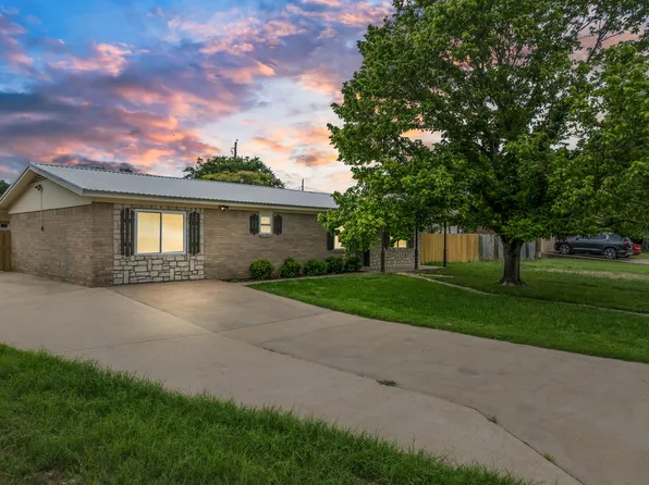 607 Nancy Ann St, Hamilton, TX 76531