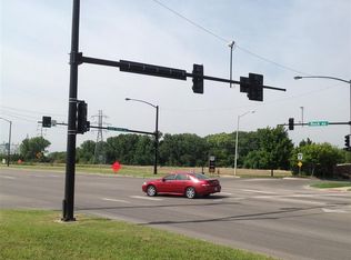 2024 E Tall Tree Rd, Derby, KS 67037