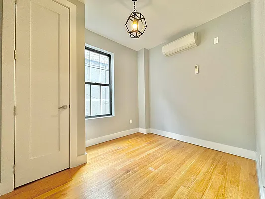 Rented by Doorway NYC, LLC | media 12