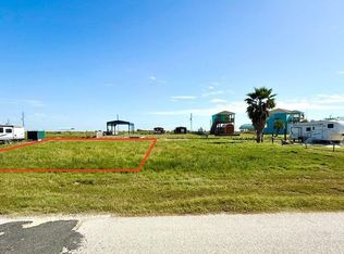 1036 Mabry St, Gilchrist, TX 77617