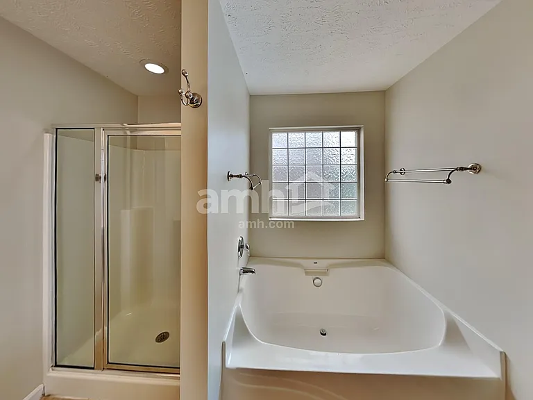 1027 Gannett Rd — Photo 12