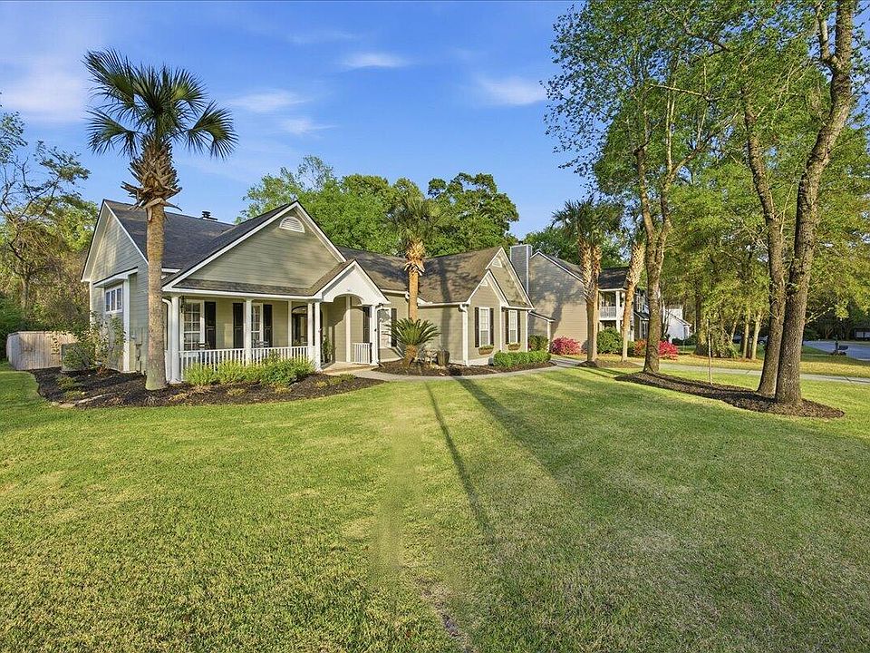 1st image of 141 Old Course Rd