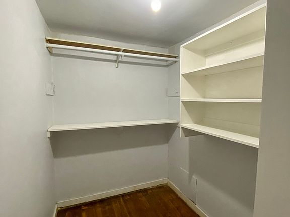 5th image of 1526 Ross Ave #R