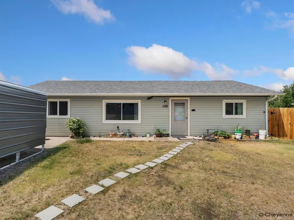 1122 Ashford Dr, Cheyenne, WY 82007
