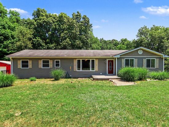2534 N 36th St, Galesburg, MI 49053