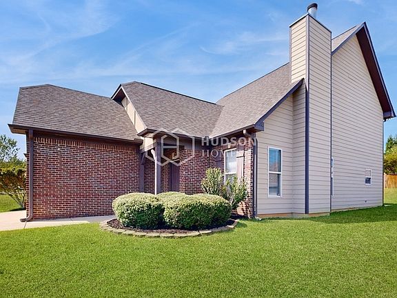 4th image of 1008 Washington Ct