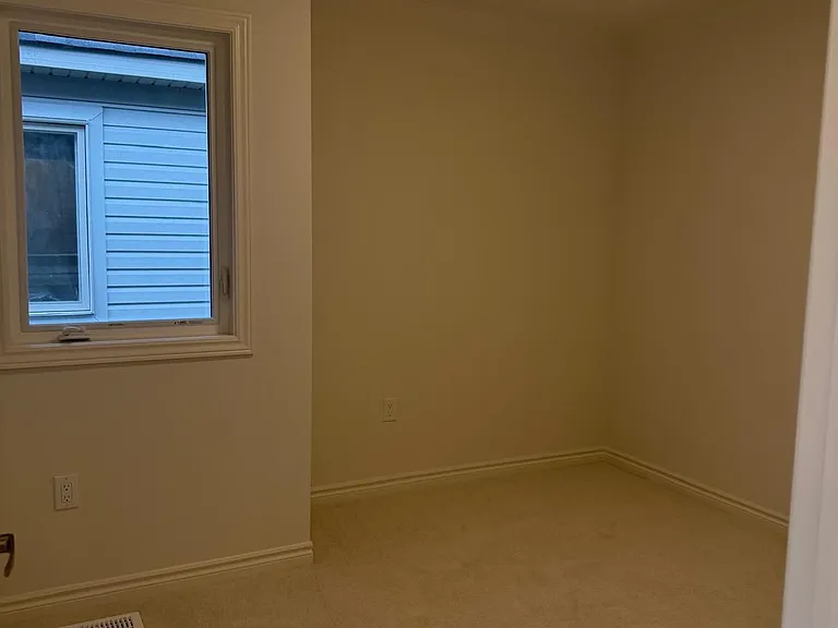 351 Farley Rd — Photo 12