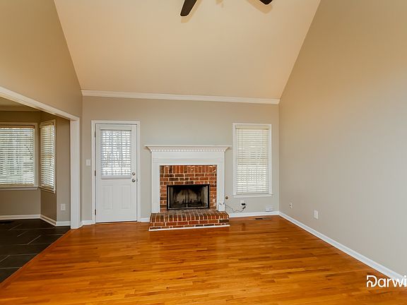 5th image of 325 Evans Mill Dr