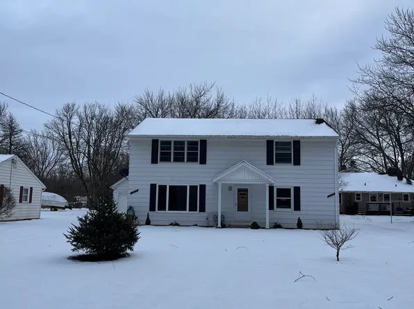 2602 New Rd, Ransomville, NY 14131