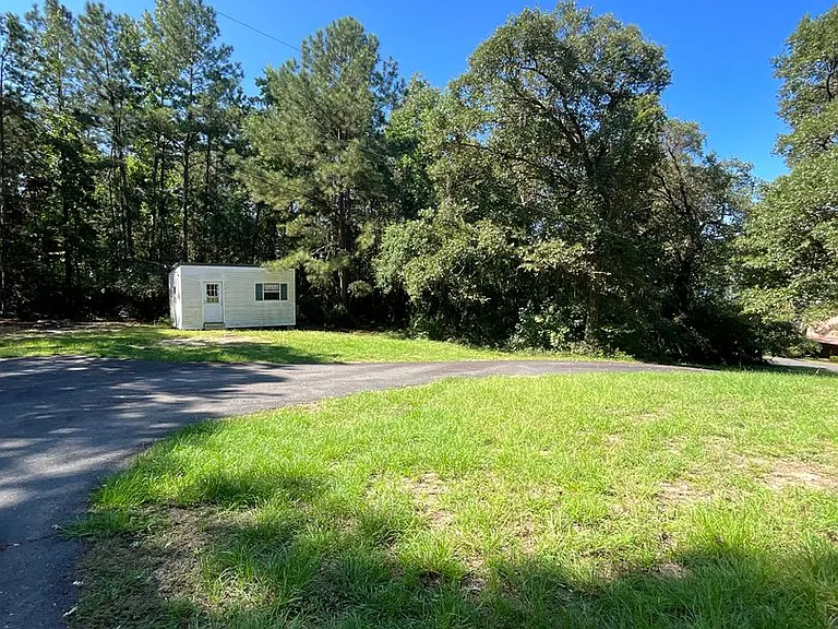 149 Lakeshore Dr — Photo 25