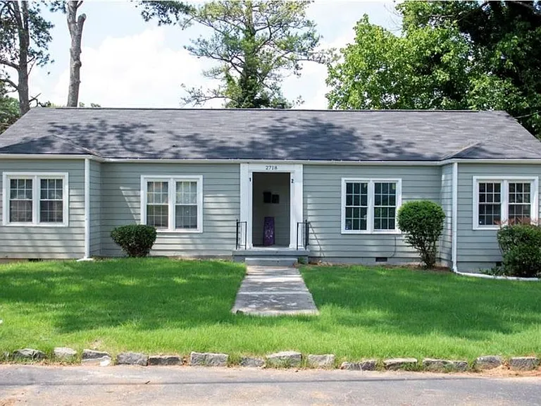 2718 Miles Cir #1 — Photo 1