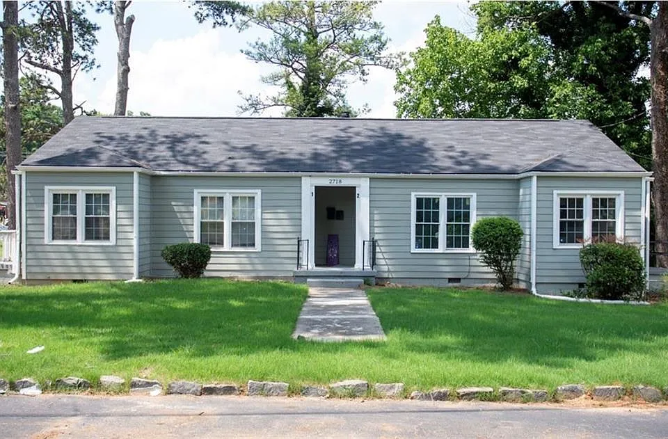 2718 Miles Cir #1