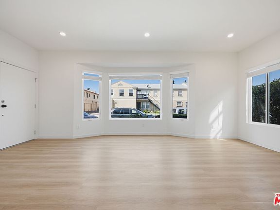 4th image of 3015 W Stocker Pl