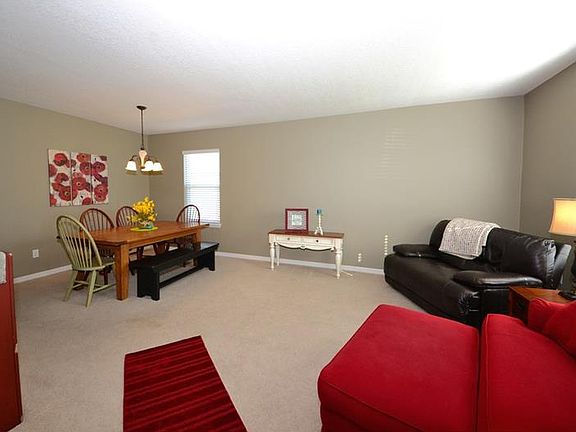 5th image of 119 Prairie Falcon Dr