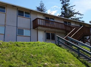 1844 View St APT C, Myrtle Point, OR 97458