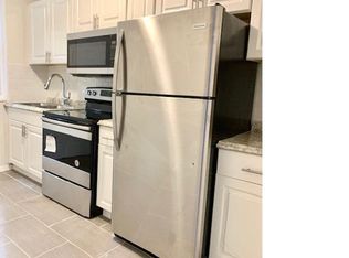 6 Nob Hill Cir UNIT B, Bridgeport, CT 06610