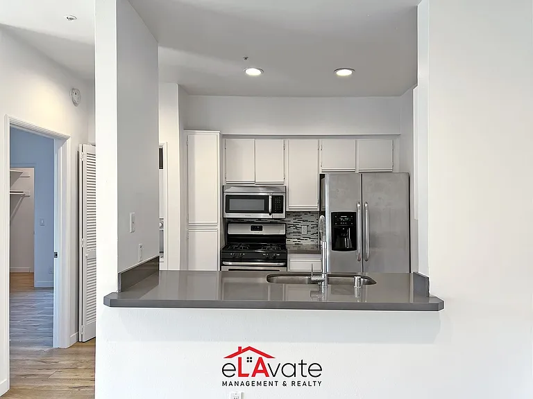 14515 Dickens St. — Photo 9