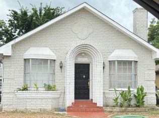 6814 Sherman St #A, Houston, TX 77011