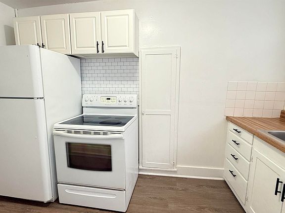 4th image of 1801 S 1st St