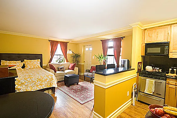 Sold by Manhattan Living | media 11