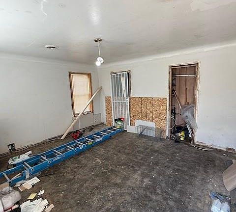 2nd image of 21562 W Davison St