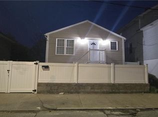 131 Ruggles St, Providence, RI 02908