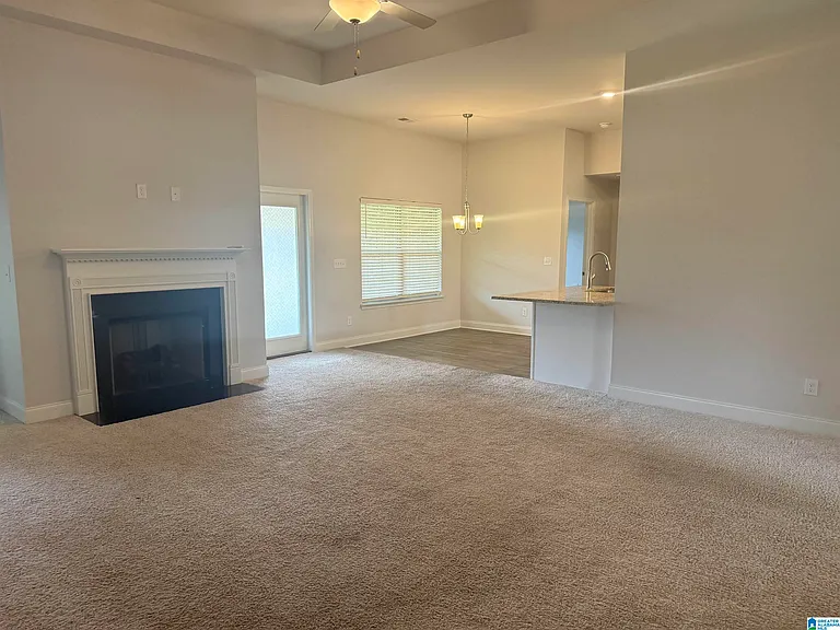 414 Harless Ln — Photo 6