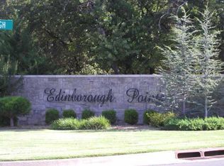 14 Edinborough Pointe Flt, Edmond, OK 73034