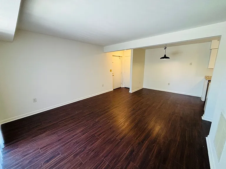 207 Wharton St SE #2 — Photo 4