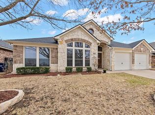 606 Red Hawk Dr, Leander, TX 78641