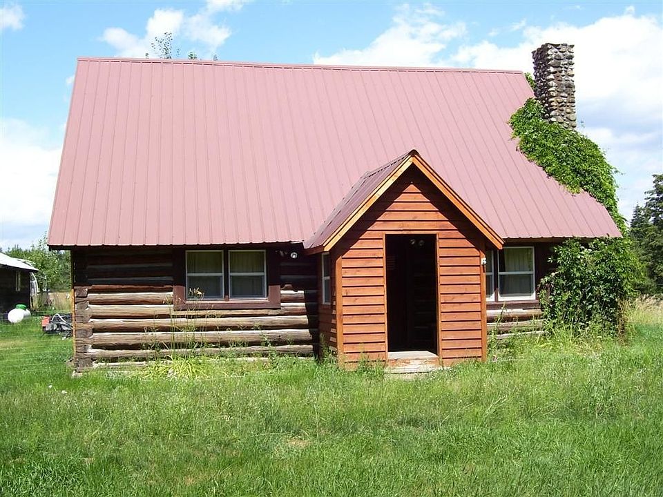 Log Cabin on 4 acres