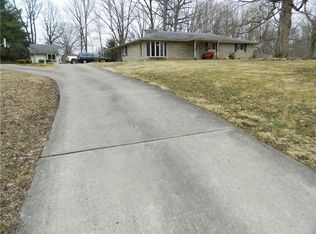 1332 N Nursery Rd, Anderson, IN 46012