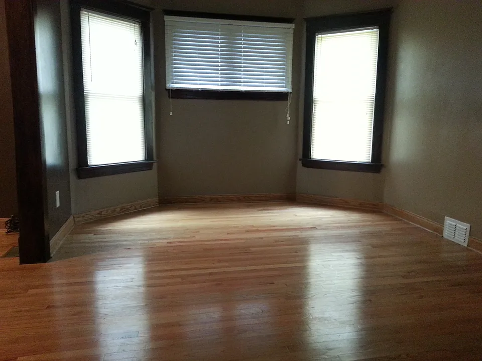 330 N Lockwood Ave #1