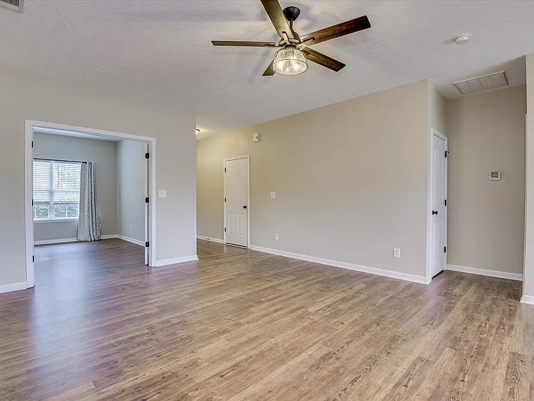 178 Kline St NW — Photo 5