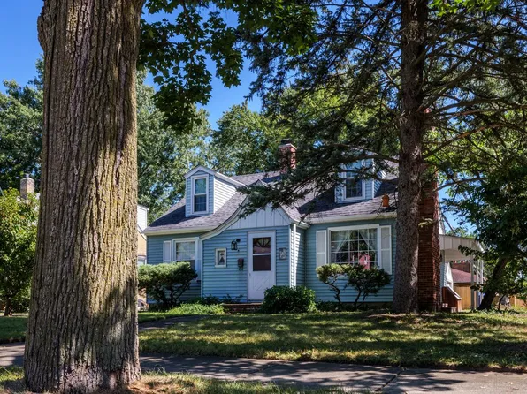 6425 40th AVENUE, Kenosha, WI 53142