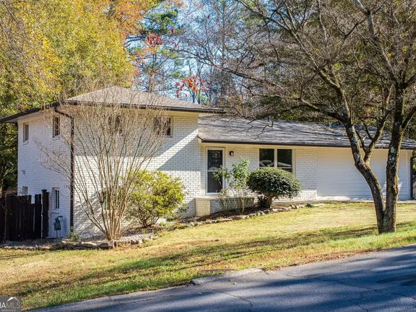 2764 Carrie Dr NW, Kennesaw, GA 30144