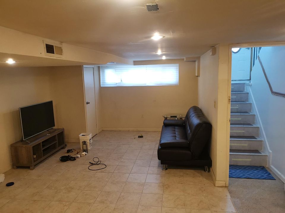 2nd image of 595 Mayfair Dr S #1