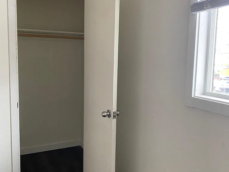 2414 Kauffman Ave #2414 — Photo 7
