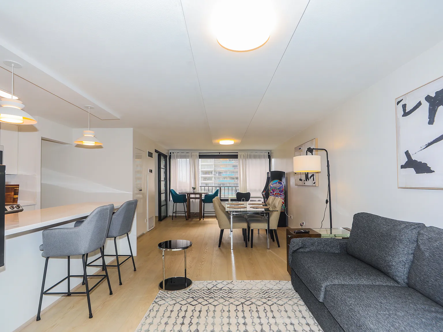 1 bed, 770 sqft, $3,300 — Photo 1