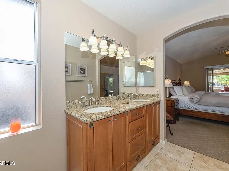 10509 W Runion Dr — Photo 17