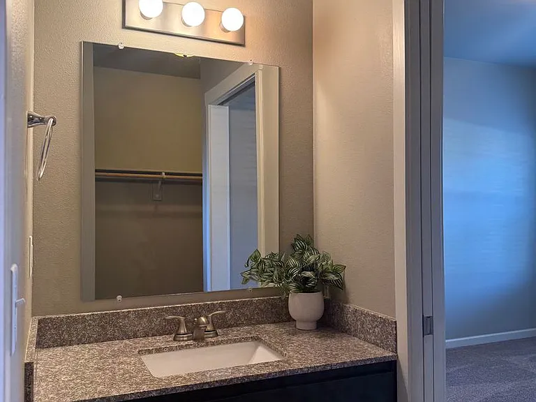 Now Leasing at The Lodges in Lebanon — Photo 38