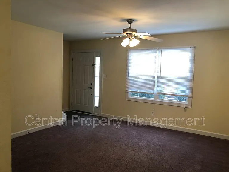 112 Silver Brook Dr — Photo 6