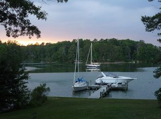 1124 Oak Hill Rd, Lancaster, VA 22503