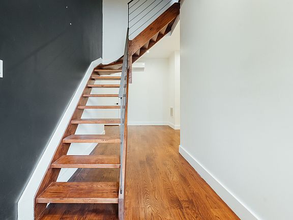 5th image of 681 Franklin Ave #3