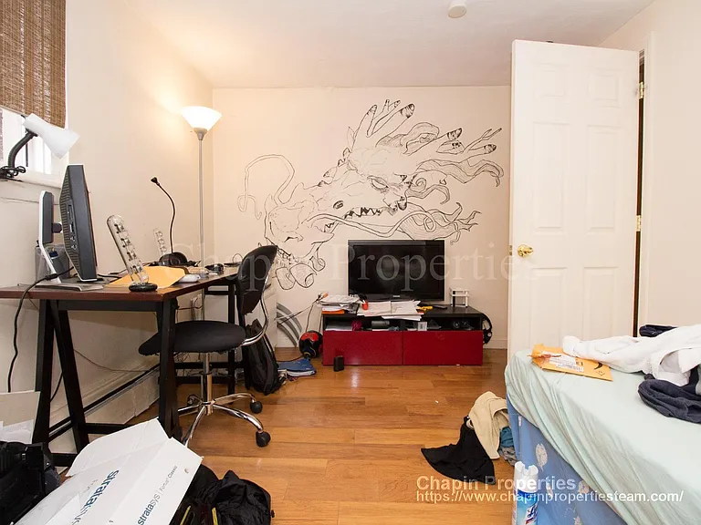 95 Chestnut St #1B — Photo 11