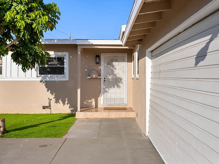 1019 W Pine St — Photo 24