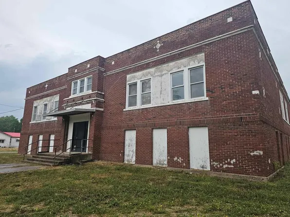 301 N 17th St, Unionville, MO 63565